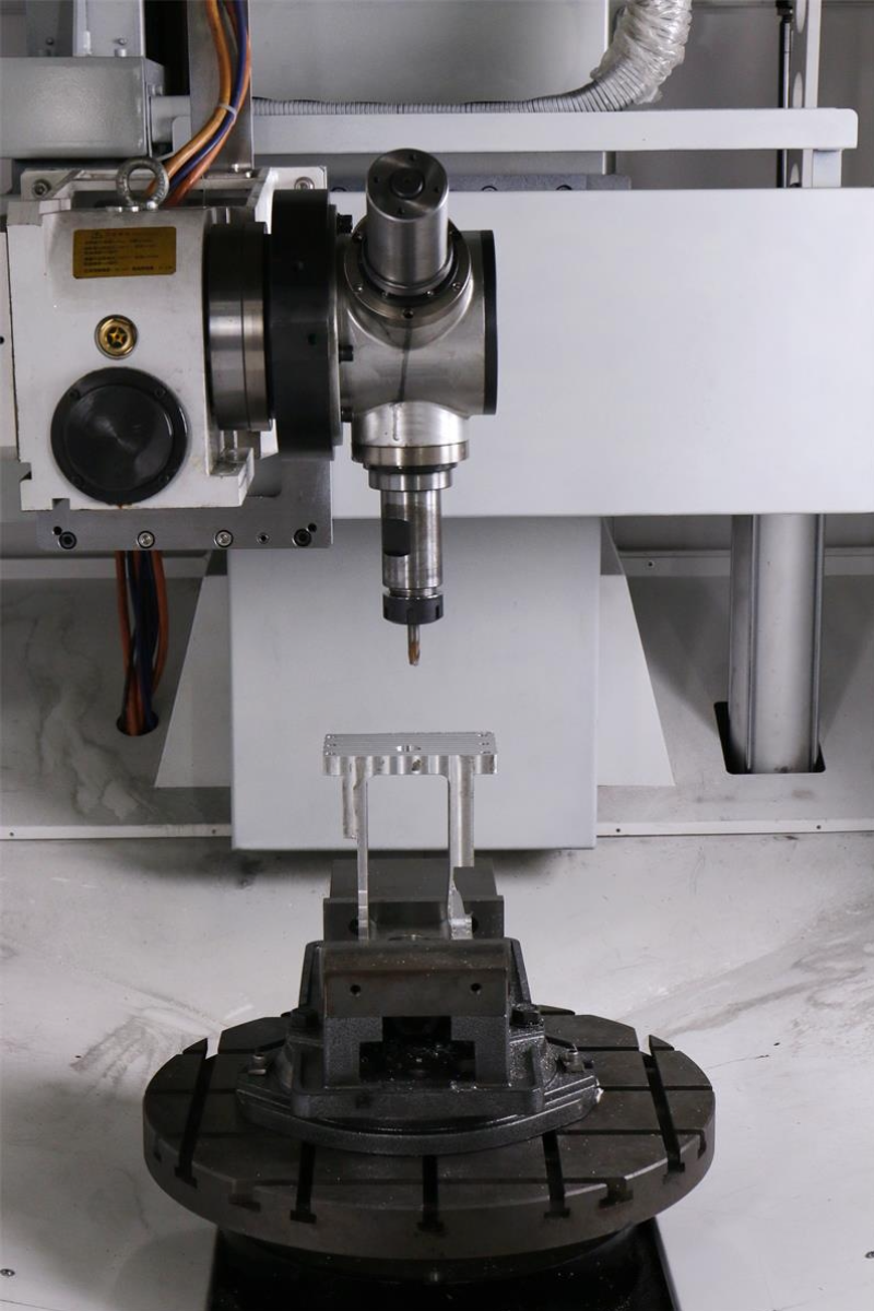 五轴去毛刺加工中心 2